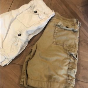 2 American Eagle Men’s ShoetsSize 32